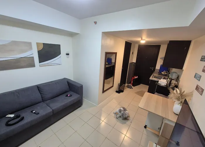 Kasara Urban Elly's Pad With Balcony مانيلا