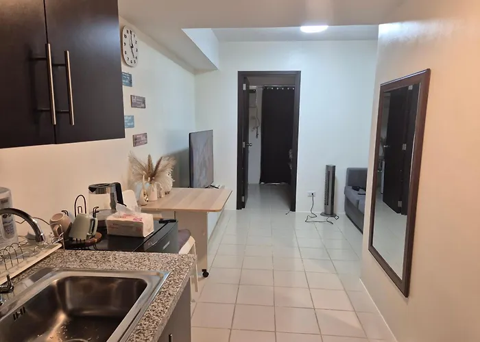 Kasara Urban Elly's Pad With Balcony *